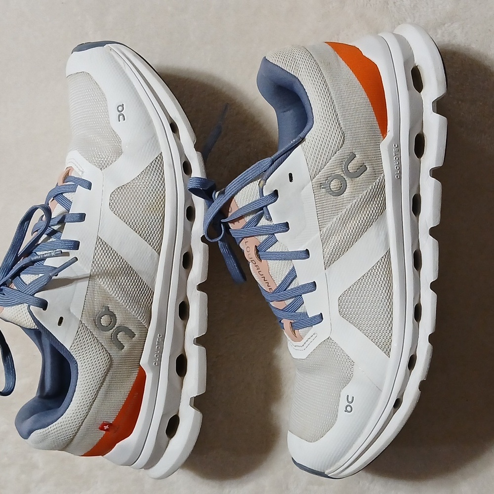 On Cloudrunner Undyed White/Flame Running Training Shoes Size 8.5 Womans